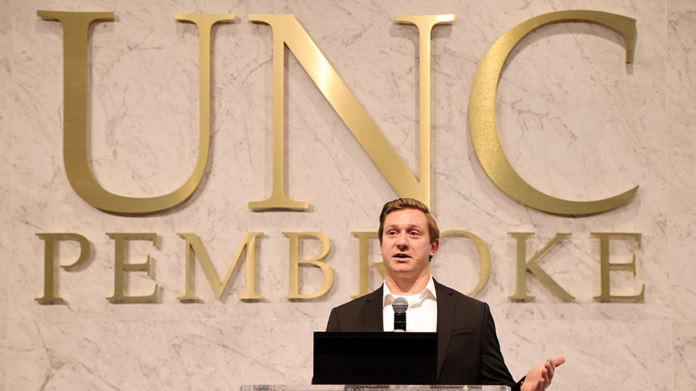 UNC Pembroke alumnus and technology leader John Kozlowski returned to campus this week to deliver a lecture, “Ethical Research in the Age of AI,” exploring how artificial intelligence is reshaping research practices while underscoring the importance of ethical responsibility.