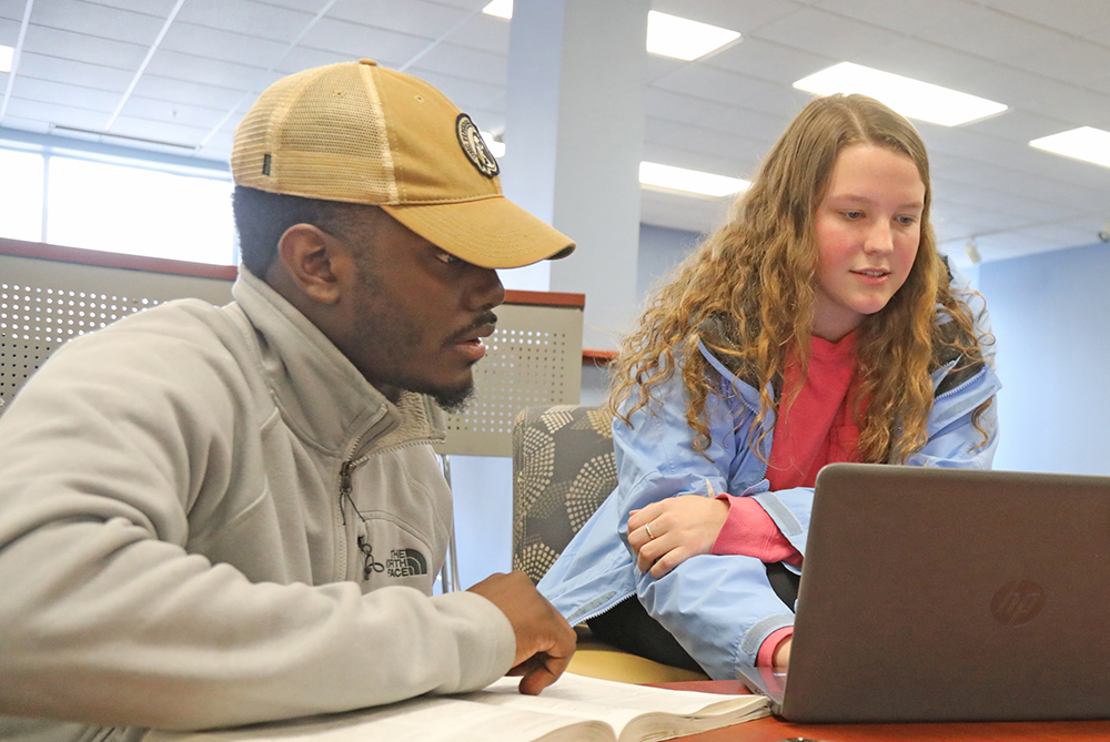 student tutoring student UNCP