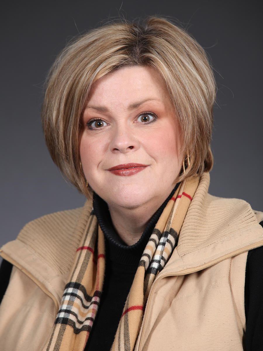 Amy Williams, headshot